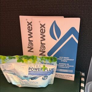 Norwex Ultra PowerPlus Laundry Detergent & Eco-Wash Strips - Blue/Green/White